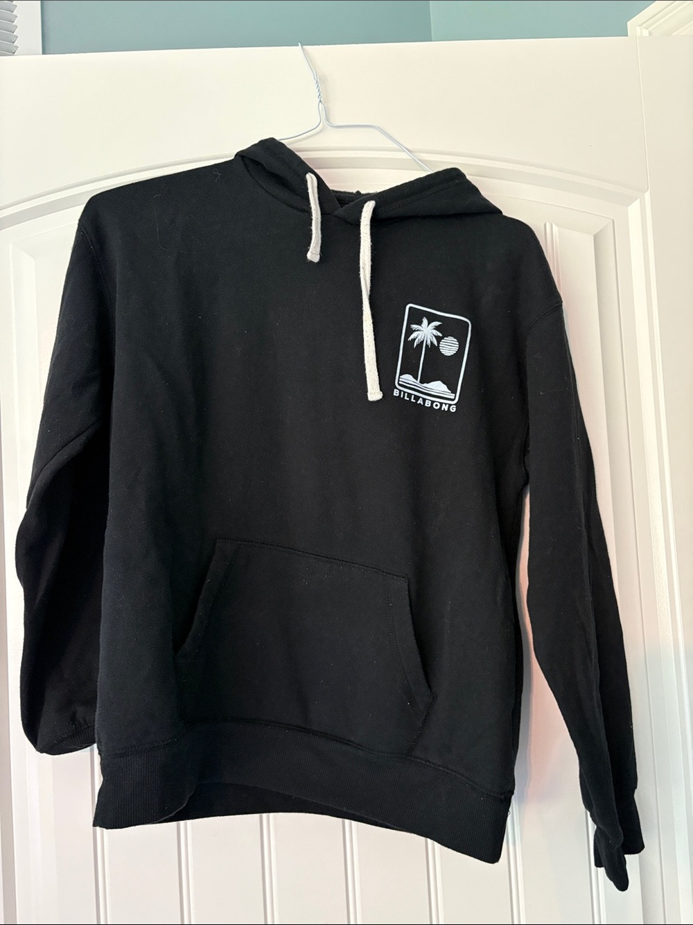 Billabong Black Crewneck Hoodie with White Palm Logo Sz M